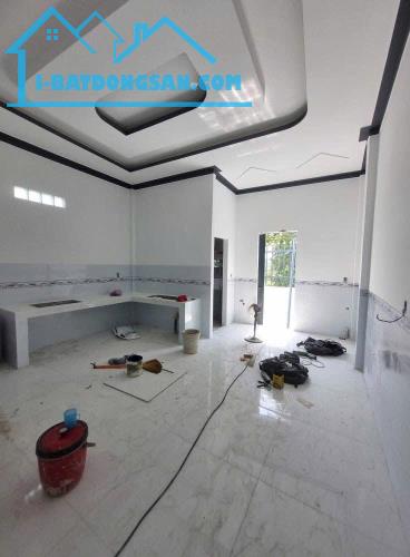 BÁN NHÀ MỚI XÂY 100% CẤP 4 NGAY ẤP 2 ĐỨC HOÀ ĐÔNG-DT 5X23-GIÁ 1TY650,SHR - 2