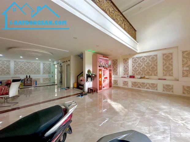 BIỆT THỰ ĐƯỜNG LÊ VĂN QUỚI GẦN NGÃ TƯ 4 XÃ- 2MẶT TIỀN -THANG MÁY-DTSD 650M-6TẦNG-CHỈ 17*TỶ - 3