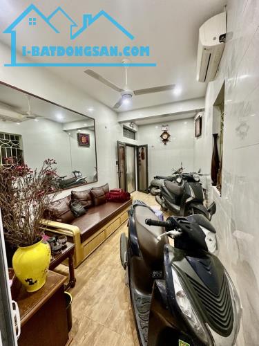 Bán nhà khương trung ,35m2 , 4 tầng , 3 ngủ , 5,68 tỷ