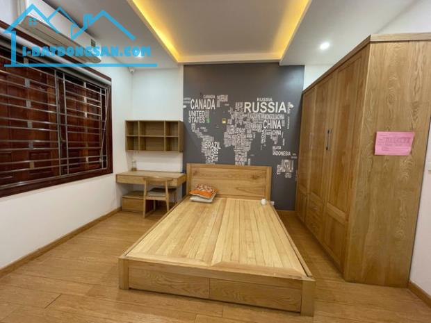 Bán gấp nhà Mễ Trì – 41m2 -5 Tầng – 4 Ngủ - Giá chỉ 7 Tỷ - 2