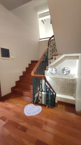 Bán nhà mặt tiền Nguyễn Thành Ý 4 lầu chỉ 138 tỷ Phường Đa Kao Quận 1 - 2