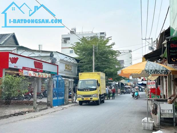 Nhỉnh 10 tỷ có nhà MTKD 5 lầu Phạm Văn Chiêu 80m2 ngay chợ Thạch Đà buôn bán sầm uất.
