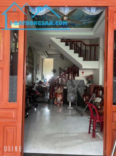 Bán nhà 3 Tầng ngay Trung Tâm Dĩ An,Gần trường THPT Dĩ An,đường 2 ô tô - 1