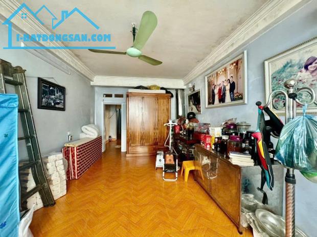 BÁN NHÀ VIP PHÂN LÔ PHỐ TRẦN QUỐC HOÀN – 42M2 x 5 TẦNG – GIÁ 14.2 TỶ (CÓ THƯƠNG LƯỢNG) - 1