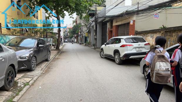 ĐẸP LONG LANH NHÀ TƯ ĐÌNH 70M, 7T, MT6M, GARA, THANG MÁY, GẦN DỰ ÁN CẦU TRẦN HƯNG ĐẠO.