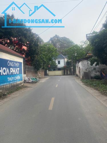 mặt đường liên xã tại Phụng châu 
71,5m đã trừ lưu không 
măt tiền đẹp xe ô tô qua quá