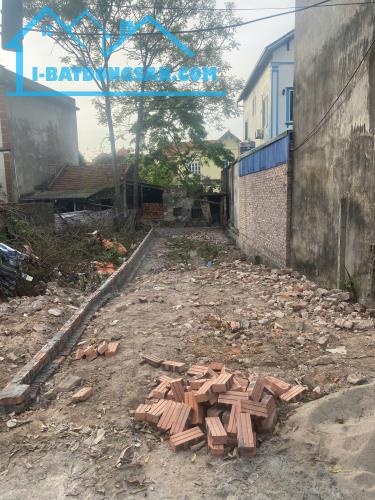 mặt đường liên xã tại Phụng châu 
71,5m đã trừ lưu không 
măt tiền đẹp xe ô tô qua quá - 3