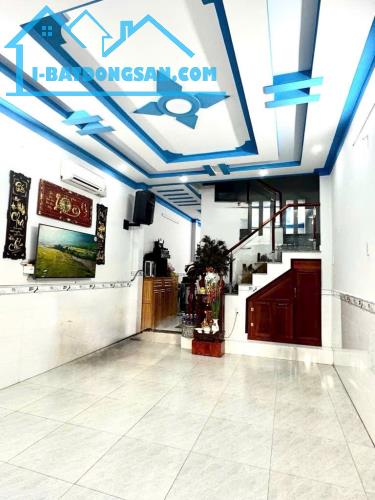 BÌNH TÂN SÁT AEON TÂN PHÚ - 3 TẦNG 3PN MỚI ĐẸP - ĐƯỜNG XE TẢI THÔNG - 48M2 CHỈ NHỈNH 5 TỶ - 3