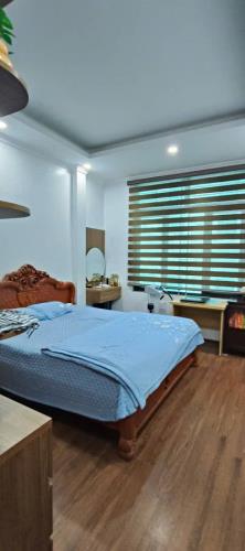 Bán nhà riêng 6 tầng Hoàng Đạo Thành, 30m2, mặt tiền 5,2m, ngõ ô tô đỗ cửa, thang máy - 4
