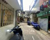 Cho thuê nhà 41m2 HẺM THÔNG, SÁT MẶT TIỀN, CÓ SÂN ĐẬU XE, Ngô Gia Tự, Phường 2, Quận 10
