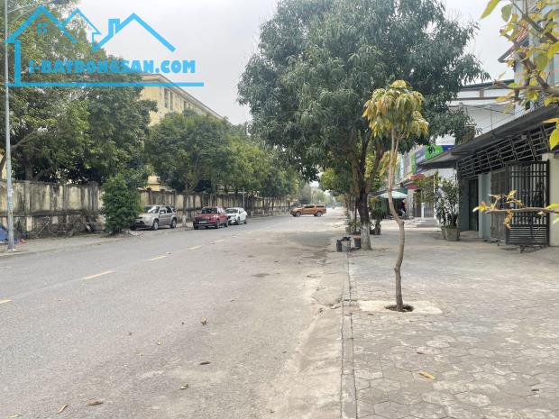 🏚️🏘️  BÁN NHÀ 2 TẦNG LÊ HỒNG PHONG,PHỦ LÝ,HÀ NAM MT 4.1M,  DT 102M, GIÁ CHỈ 4.1 Tỷ - 3
