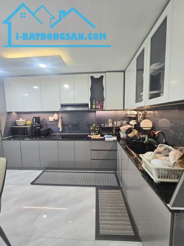 AN BÌNH - QUẬN 5 - SÁT MT - GẦN 70M2 - 5 TẦNG SIÊU ĐẸP - 7PN-7WC - HCĐ - 13.x tỷ TL - 3