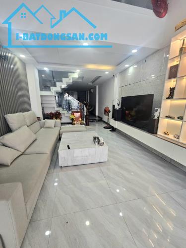 AN BÌNH - QUẬN 5 - SÁT MT - GẦN 70M2 - 5 TẦNG SIÊU ĐẸP - 7PN-7WC - HCĐ - 13.x tỷ TL - 4