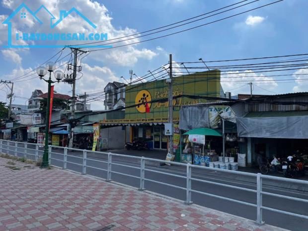 -CHỦ CẦN BÁ.N GẤP- 93 MÉT VUÔNG - M.ẶT T.IỀN- PHÚ ĐỊNH- P16- Q8- CHỈ 7 T.Ỷ- NGANG 5,2 M - 2