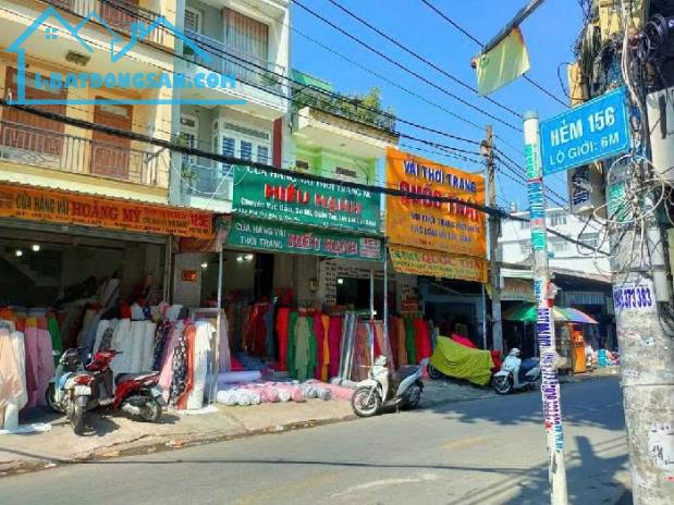 RA GẤP 1 CĂN KHU VỰC VIP CHỢ VẢI PHÚ THỌ HÒA - 1