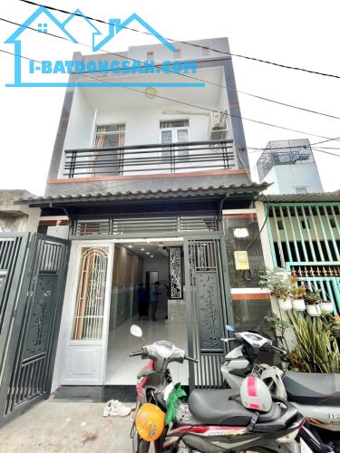 BÁN NHÀ BÌNH TÂN GẦN TÂN KỲ TÂN QUÝ - HẺM XE HƠI - 2 TẦNG - 48M2 NHỈNH 4 TỶ TL - 5