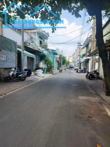 BÁN NHÀ HƯƠNG LỘ 2 - NGÃ TƯ BỐN XÃ - BÌNH TÂN - 4 X 8M - HẺM XE HƠI THÔNG - NHỈNH 3 TỈ - 2