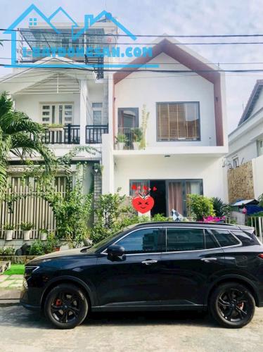 KHU BIỆT THỰ HÓC MÔN-NHÀ 2 TẦNG DT 7Mx17M-SÁT MẶT TIỀN TÔ KÝ QUẬN 12 - 1