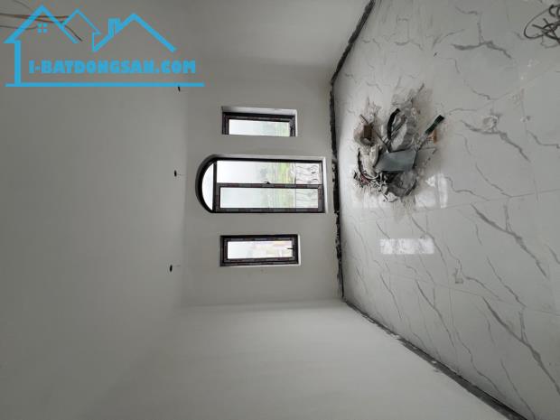 NHÀ MỚI 5TẦNG 298 NGỌC HỒI - Ô TÔ 9 CHỖ VÀO NHÀ - VIEW TRƯỜNG HỌC - 48M2 NHÚ 8TỶ