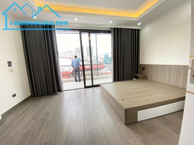 CCDV TRẦN DUY HƯNG💥 60 M2 x 7T💥 MT 6M💥 21 TỶ💥 GẦN PHỐ💥 NGÕ TO💥 DÒNG TIỀN 1 TỶ/NĂM - 1