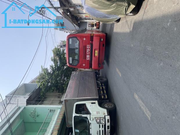 nhà 6tầng siu đẹp ngay tô hiệu tân phú đường 10m thông thoáng có gara để oto, ngang 5m*16.