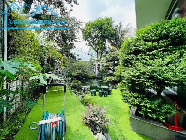 SIÊU HIẾM- BIỆT THỰ SÂN VƯỜN- ĐƯỜNG XE TẢI- 500M2-3 TẦNG LÊ TRỌNG TẤN BÌNH TÂN -25 TỈ - 1