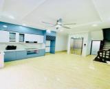 Bán nhà phân lô phố Giáp Bát - nhiều tiện ích dt 45M * 6T thang máy , giá 8.8 tỷ SĐCC