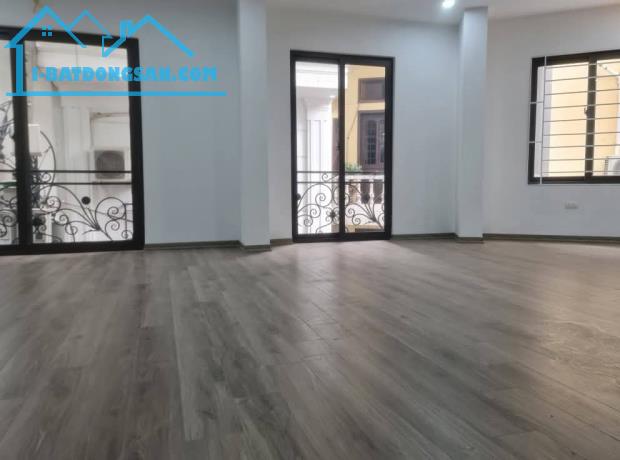 TÒA NHÀ 5 TẦNG, THANG MÁY,  Ô TÔ 7 CHỖ QUA NHÀ  NGÕ TO NHƯ PHỐ TRUNG TÂM HAI BÀ TRƯNG. - 4