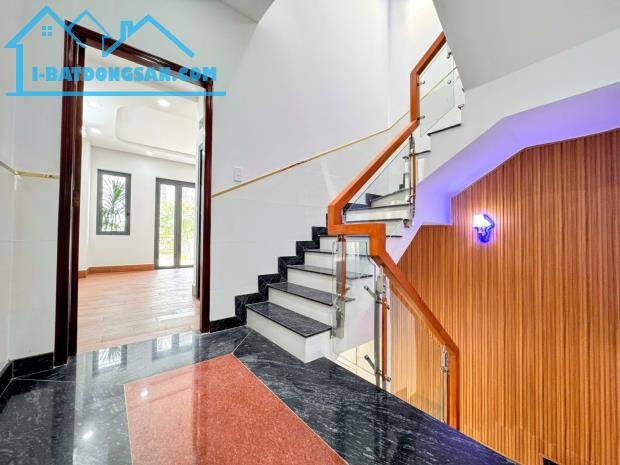 Bán nhà Mặt Tiền gần Ngã Tư Bốn Xã, giáp Tân Phú, 3Tầng mới tặng nội thất, 4x16M chỉ 7 tỷ - 2