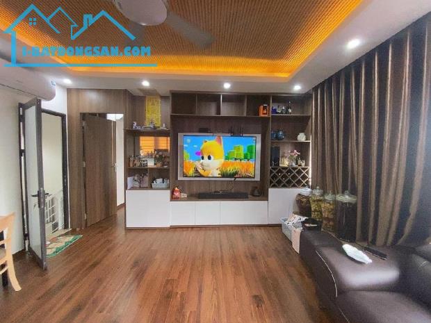 CƠ HỘI VÀNG - TRUNG TÂM ĐỐNG ĐA - MẶT NGÕ Ô TÔ - KINH DOANH - NHÀ ĐẸP GIÁ TỐT