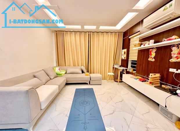 Tôi bán nhà tại ngõ 79, phố 8/3,lô góc, 32M2, 5 TẦNG, MT4.1m GIÁ 6.3 TỶ - 1