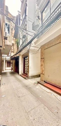 Tôi bán nhà tại ngõ 79, phố 8/3,lô góc, 32M2, 5 TẦNG, MT4.1m GIÁ 6.3 TỶ - 2