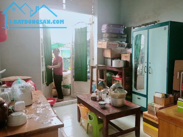 NHÀ 1 TRỆT 1 LẦU 80M2 + 4 PHÒNG TRỌ - SÁT CHỢ DĨ AN 2 - KẾ BÊN KCN - GIÁ MỀM ĐẦU TƯ! - 2