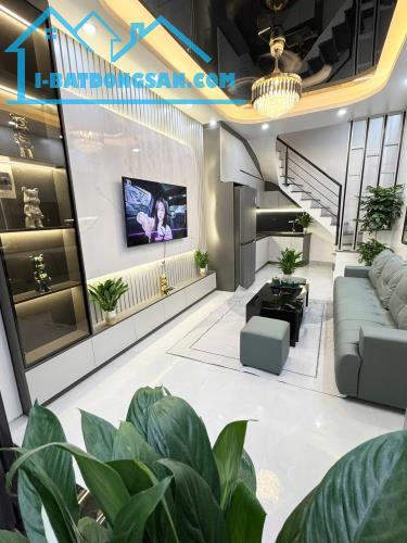 🔥 BÁN NHÀ TRƯỜNG CHINH – 4 TẦNG – LÕI ĐỐNG ĐA – GIÁ CỰC SỐC 5.5 TỶ! 🚀💰