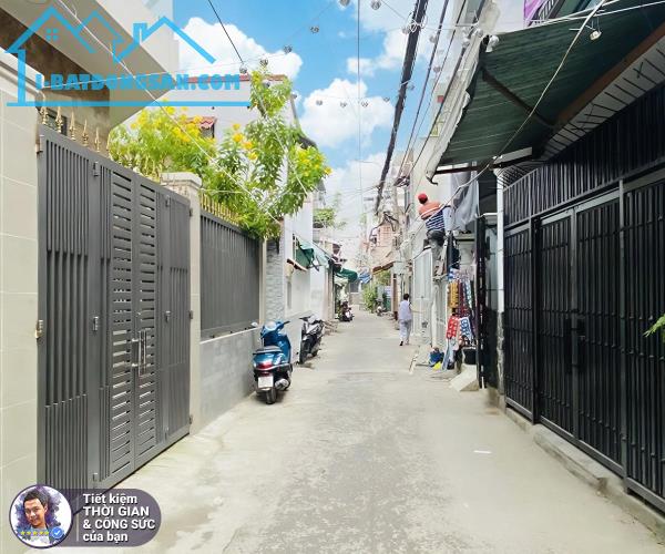 BÁN NHÀ CÓ DÒNG TIỀN 13TR. PHƯỜNG 3, QUẬN 4. 41M2. 3 TẦNG. KHU YÊN TĨNH. KHÔNG QUY HOẠCH - 2