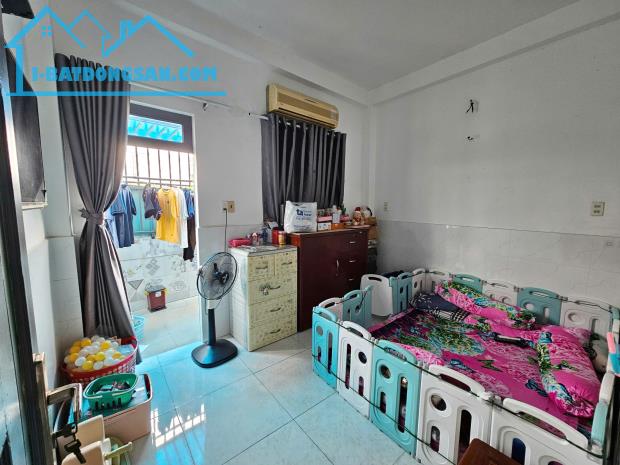 Bán nhà 4 tầng mặt tiền đường QL50, Giá 9.5 Tỷ - 2