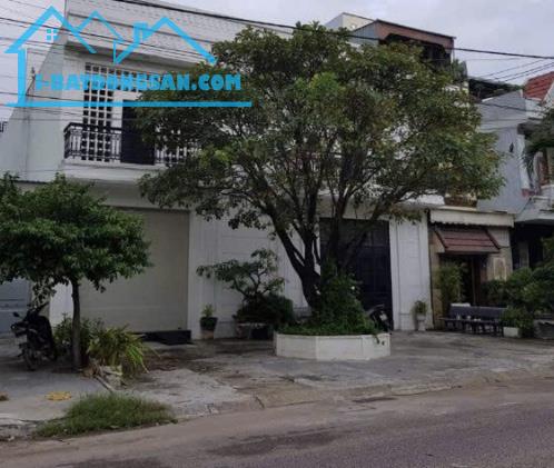 Cần bán nhà mặt tiền đường rộng 36m - 1