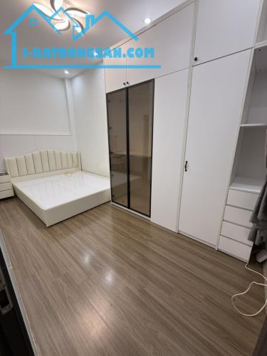 Bán nhà Thanh Nhàn  28m2 4 tầng - gần Ô tô, tiện kinh doanh - giá hiếm 5.x tỷ - 5