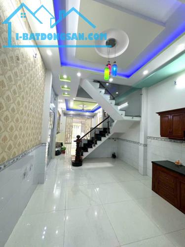 BÁN NHÀ 363 ĐẤT MỚI THÔNG LÊ VĂN QUỚI - HẺM XE HƠI - 4 TẦNG MỚI ĐẸP - 68M2 CHỈ NHỈNH 6 TỶ - 1