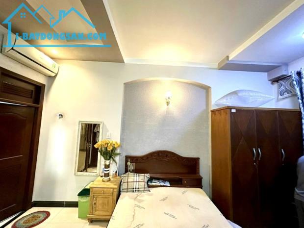Bán nhà mặt phố Bình Phú, Thủ Đức, 80m², 8.8 tỷ, 3 tầng, 4PN - 3