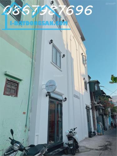 🏡 Bán Nhà Mới Xây Năm 2025 – Full Nội Thất – Hẻm Ô Tô Trung Tâm TP Nha Trang – Gần Biển - 4