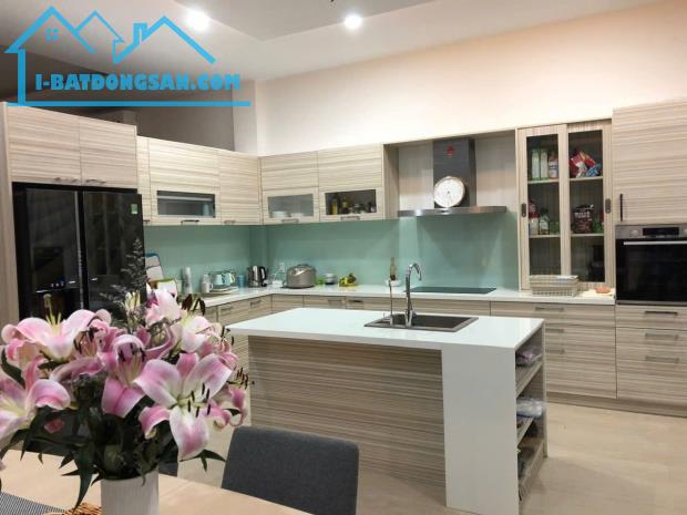 Bán Villa lô góc Chế Lan Viên sát biển dòng tiền 80 triệu/ tháng giá cực tốt - 2