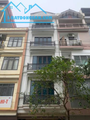 CHO THUÊ NHÀ 5 TẦNG CỔNG ĐỒNG LA KHÊ GIÁ 20 TRIỆU, Ô TÔ, KINH DOANH VP