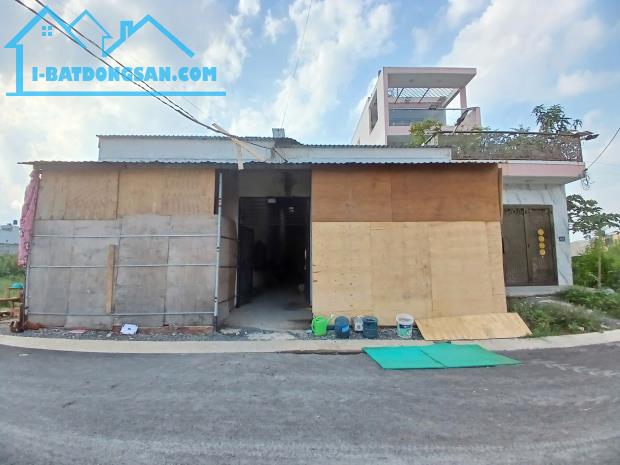 Kẹt tiền cần bán nhanh dãy trọ 2 nền lk khu dc Tân Đức, Đức Hòa, Long An - 2