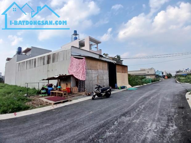 Kẹt tiền cần bán nhanh dãy trọ 2 nền lk khu dc Tân Đức, Đức Hòa, Long An - 1