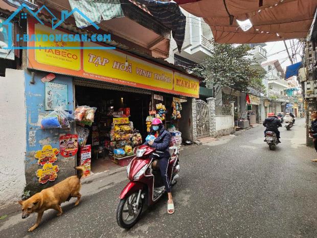 NGÕ Ô TÔ ĐỖ CỬA - SÁT KÊNH - KHU VỰC ĐÔNG DÂN CƯ, - 1