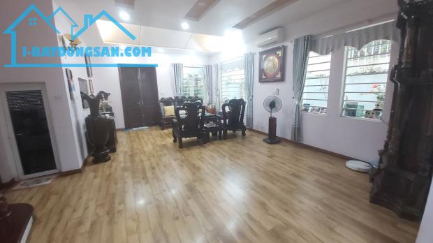 LÔ GÓC, 1 MẶT PHỐ 1 MẶT NGÕ 5M, KD ĐỈNH, VỈA HÈ 5M, XÂY TÒA VP 7 TẦNG THANG MÁY, GIÁ ĐẸP - 3