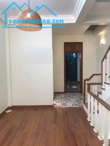 Nhà tái định cư Sao Sáng - 40m 3 tầng - Giá 4.1 tỉ độc lập dân xây - 1