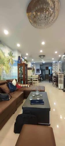 Bán nhà mặt tiền KDC Trung Sơn , 6 lầu 120 m2 . 
5 pn chỉ 21 tỷ - 3