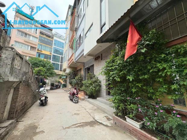 TÔN THẤT TÙNG - ĐỐNG ĐA - DT 82 M2 x 4T - MT 4.4M - 25.5 TỶ - 10M RA PHỐ - NGÕ Ô TÔ-KD TỐT